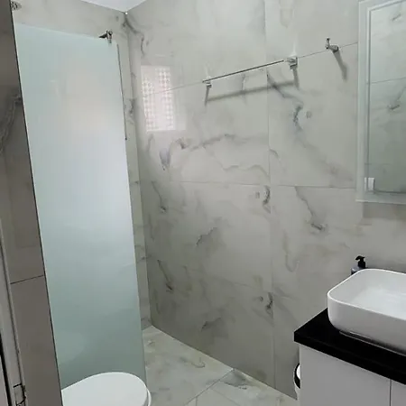 Ori Guest house Ksamil