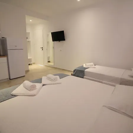 Ori Guest house Ksamil