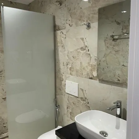 Penzion Ori Ksamil